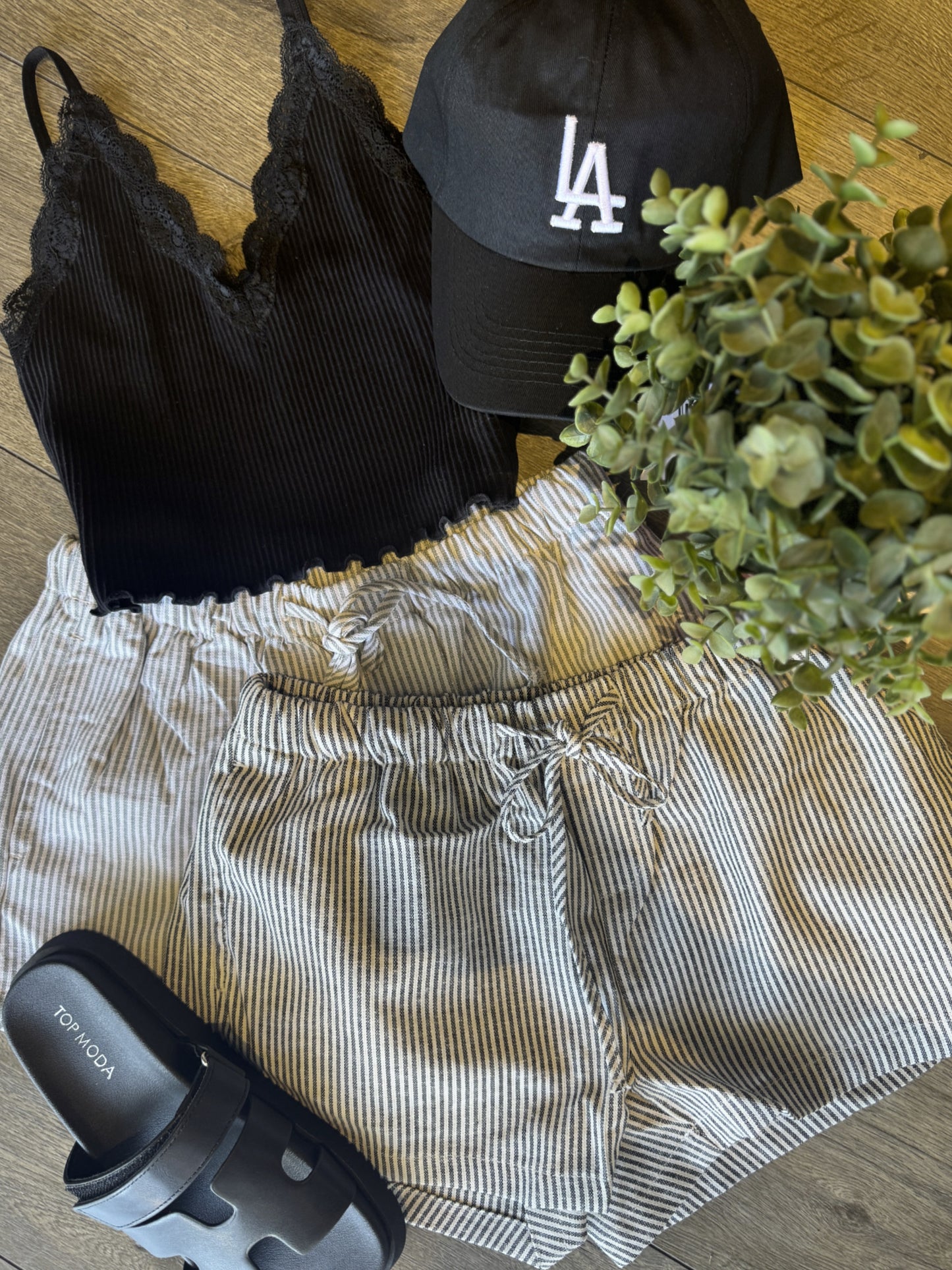 Zaliyah Stripped Linen Shorts