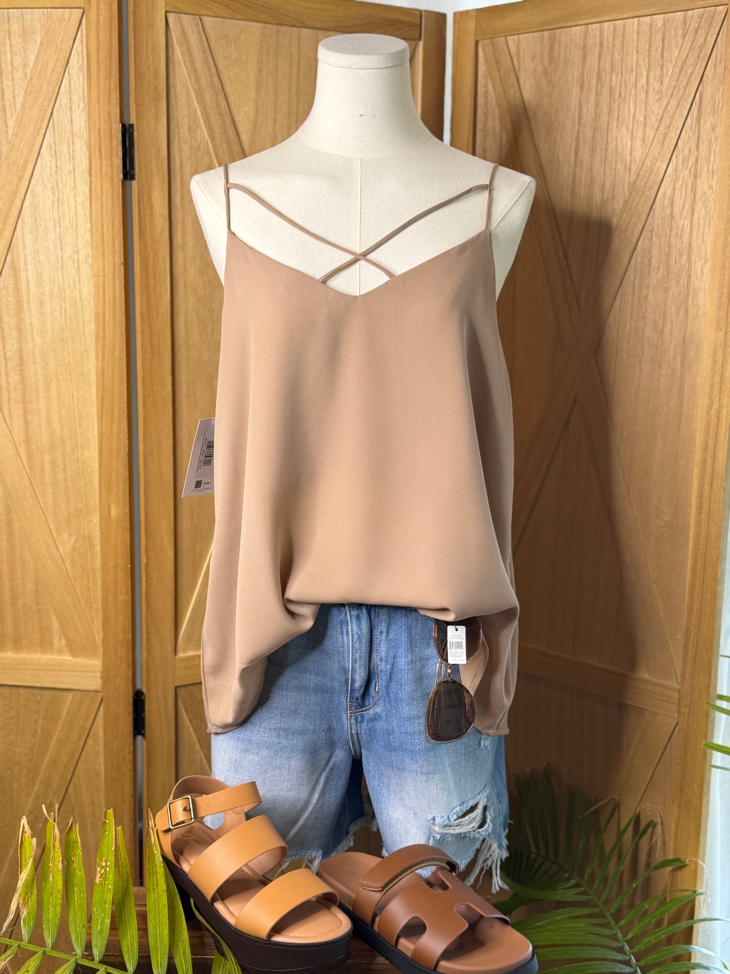 Gianna V-Neck W/Cross Back Strap Cami Top